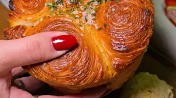 נאיה