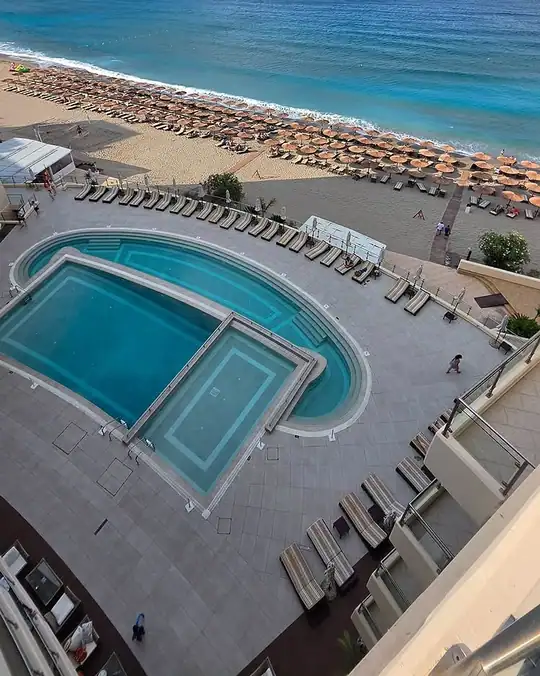 Konstantinos Palace