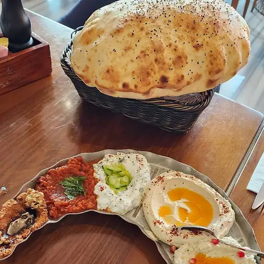 איפה אוכלים בדובאי: Kayto, Gordon Ramsay ומסעדות ים תיכוניות