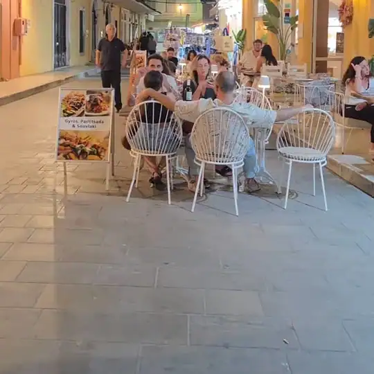 החוף הכי יפה בעולם? איך מגיעים לאנטי פקסוס וחופי קורפו